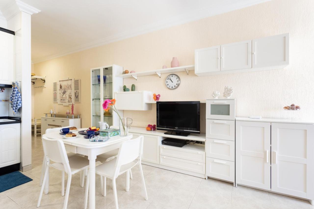Home2Book Beach Front Las Gaviotas سانتا كروز دي تينيريف المظهر الخارجي الصورة