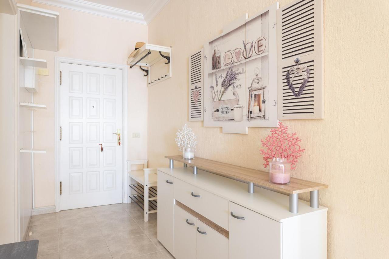 Home2Book Beach Front Las Gaviotas سانتا كروز دي تينيريف المظهر الخارجي الصورة